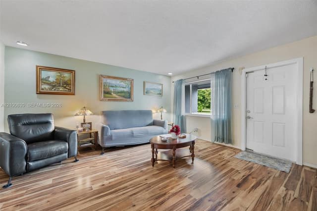 540 S Rainbow Dr, Hollywood FL 33021 - Hollywood, FL - Photo 7
