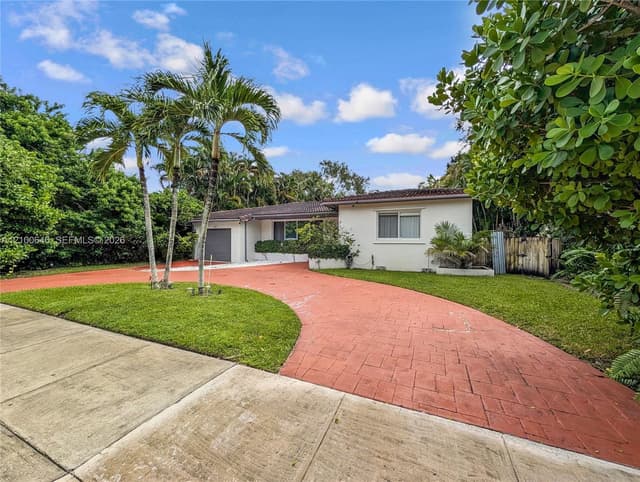 10417 NE 2nd Ave, Miami Shores FL 33138 - Miami Shores, FL - Photo 2