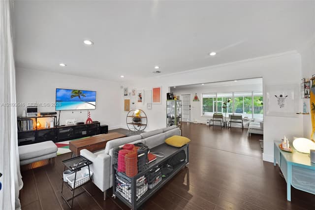 10417 NE 2nd Ave, Miami Shores FL 33138 - Miami Shores, FL - Photo 5