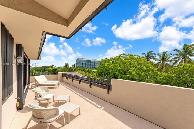 151 Crandon Blvd # 310, Key Biscayne FL 33149 - Key Biscayne, FL - Photo 2