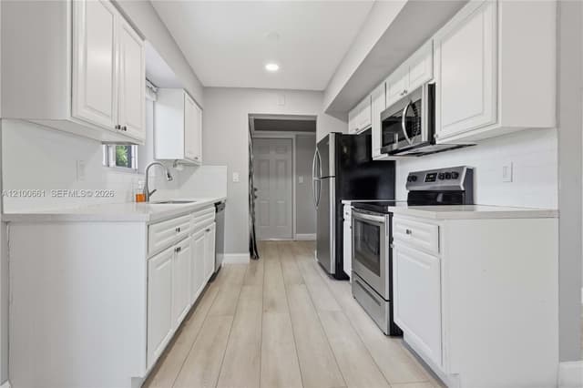 1324 N 24th Ave, Hollywood FL 33020 - Hollywood, FL - Photo 7
