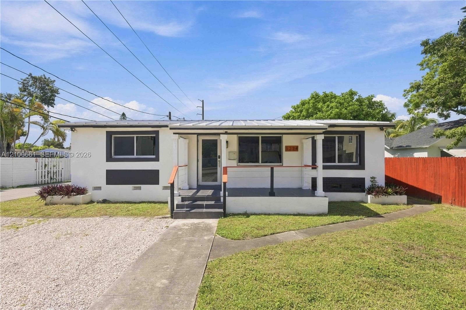 1324 N 24th Ave, Hollywood FL 33020 - Hollywood, FL - Photo 1