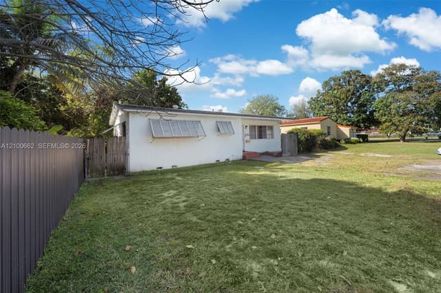 5886 SW 20th St, Miami FL 33155 - Miami, FL - Photo 2