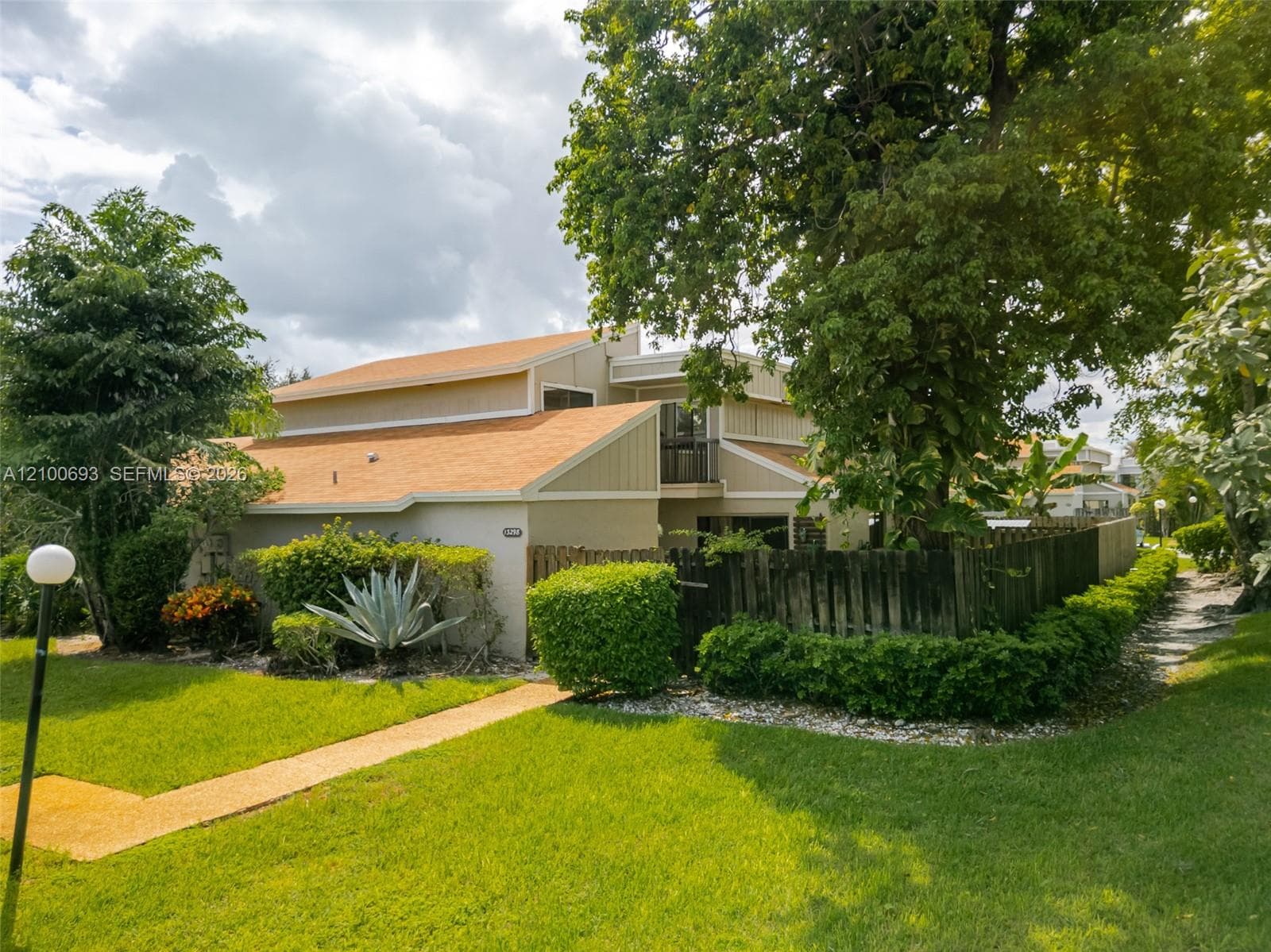 13298 NW 6th Ct, Plantation FL 33325 - Plantation, FL - Photo 1