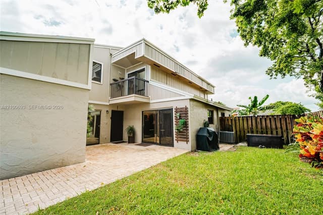 13298 NW 6th Ct, Plantation FL 33325 - Plantation, FL - Photo 4