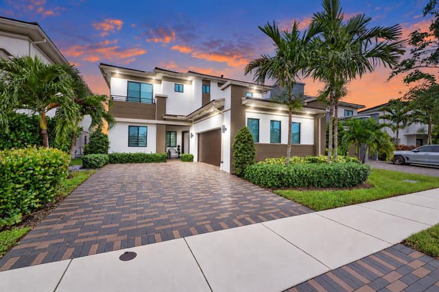 10733 AQUA Court, Parkland FL 33076 - Parkland, FL - Photo 2