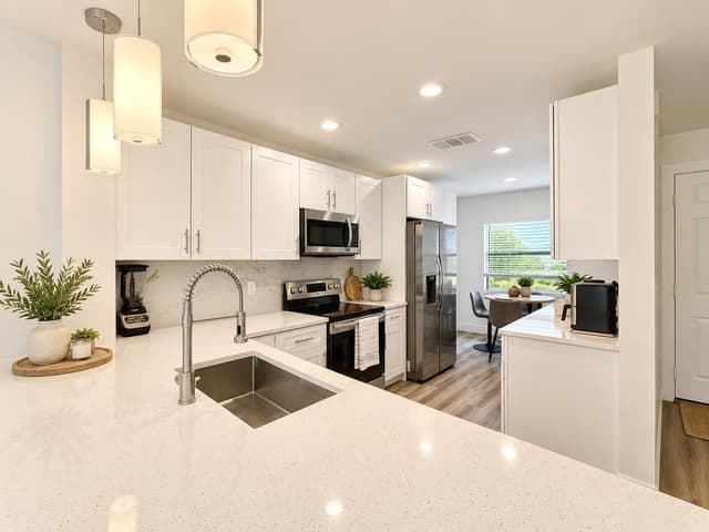 30 Southport Lane # D, Boynton Beach FL 33436 - Boynton Beach, FL - Photo 2