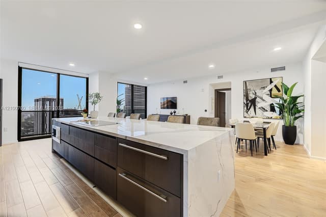 398 NE 5th St # 3719, Miami FL 33132 - Miami, FL - Photo 2