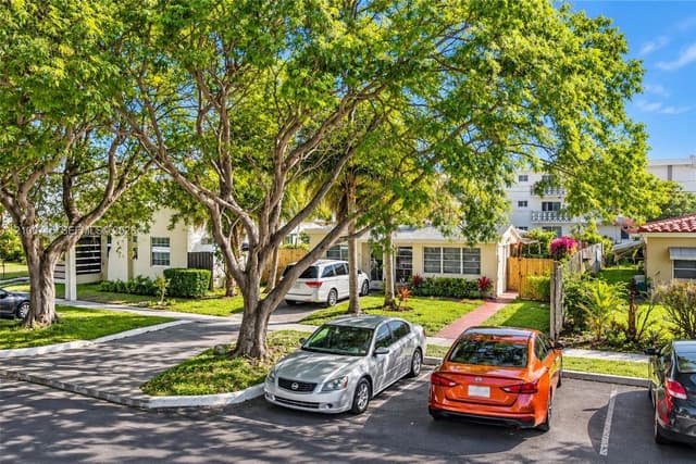 2140 NE 170th St, North Miami Beach FL 33162 - North Miami Beach, FL - Photo 2