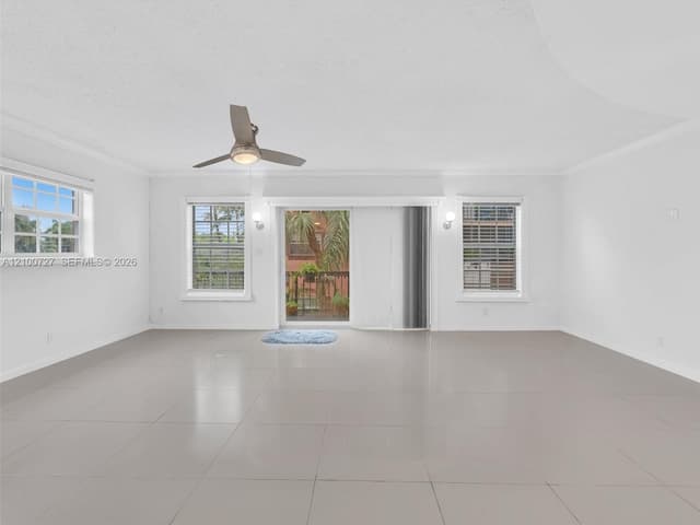 620 Tennis Club Dr # 301, Fort Lauderdale FL 33311 - Fort Lauderdale, FL - Photo 5