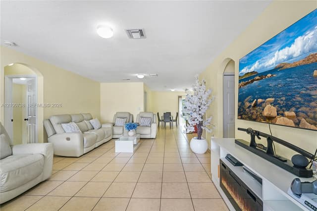 10170 W Fern St, Miami FL 33157 - Miami, FL - Photo 2