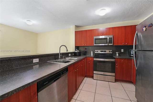 10170 W Fern St, Miami FL 33157 - Miami, FL - Photo 5