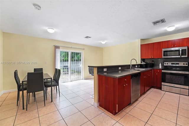 10170 W Fern St, Miami FL 33157 - Miami, FL - Photo 4