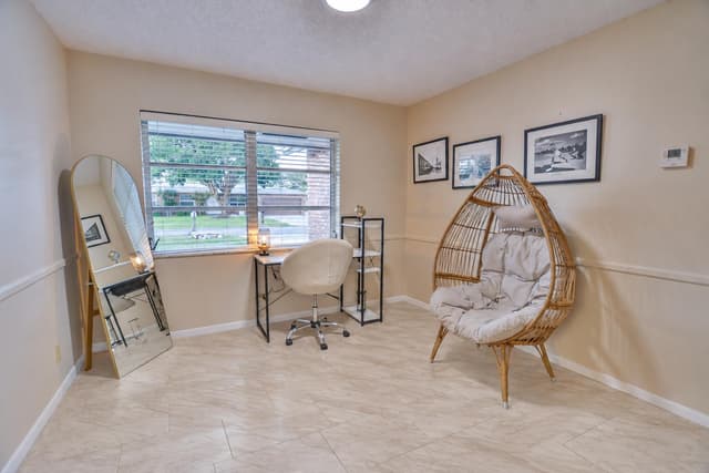 1210 SW 26th Avenue, Boynton Beach FL 33426 - Boynton Beach, FL - Photo 6
