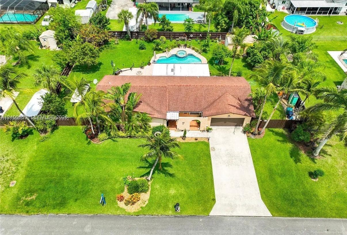 28125 SW 158th Pl, Homestead FL 33033 - Homestead, FL - Photo 1