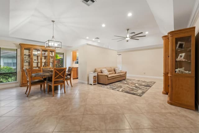 109 Half Moon Circle # C, Jupiter FL 33458 - Jupiter, FL - Photo 3