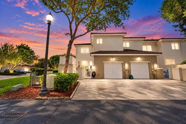 2390 SE 17TH Terrace, Homestead FL 33035 - Homestead, FL - Photo 2