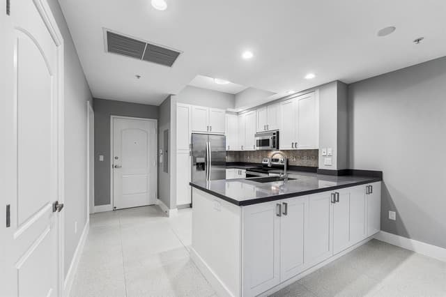 801 S Olive Avenue Unit 820, West Palm Beach FL 33401 - West Palm Beach, FL - Photo 7