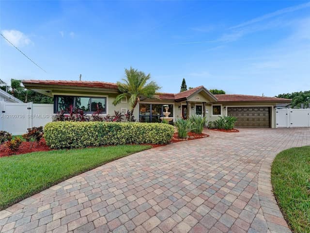 2756 NE 33rd St, Fort Lauderdale FL 33306 - Fort Lauderdale, FL - Photo 3