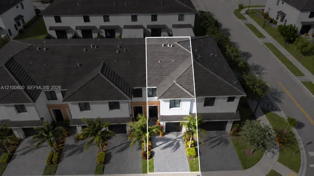 10907 SW 233rd St, Homestead FL 33032 - Homestead, FL - Photo 4