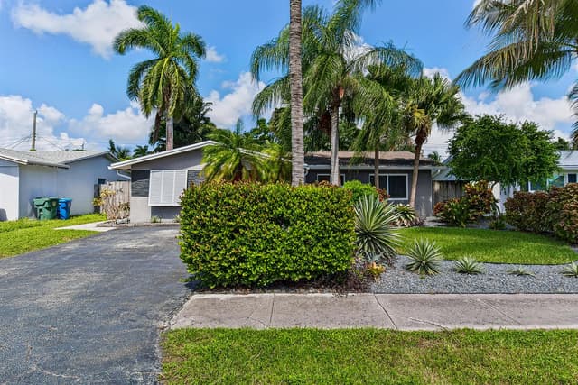 1931 NW 38th Street, Oakland Park FL 33309 - Oakland Park, FL - Photo 3