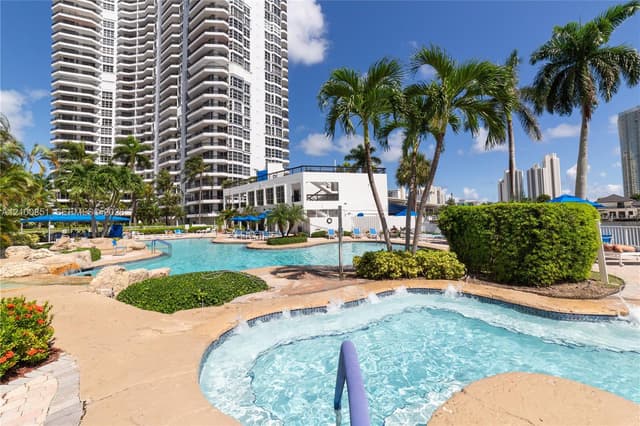 19195 NE 36th Ct # 802, Aventura FL 33180 - Aventura, FL - Photo 4