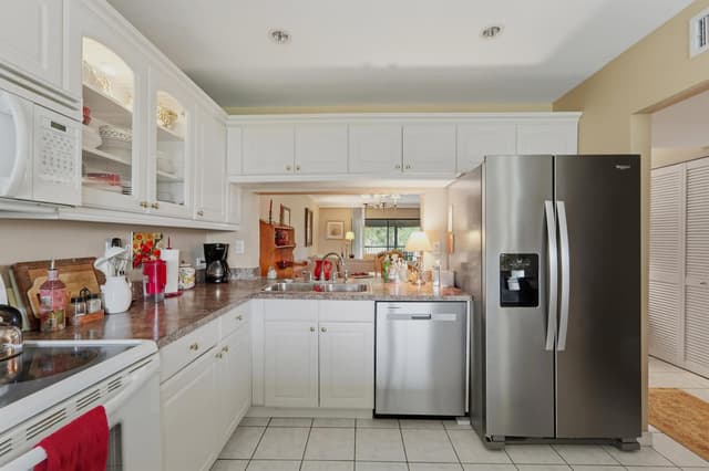 12910 Briarlake Drive, West Palm Beach FL 33418 - West Palm Beach, FL - Photo 3