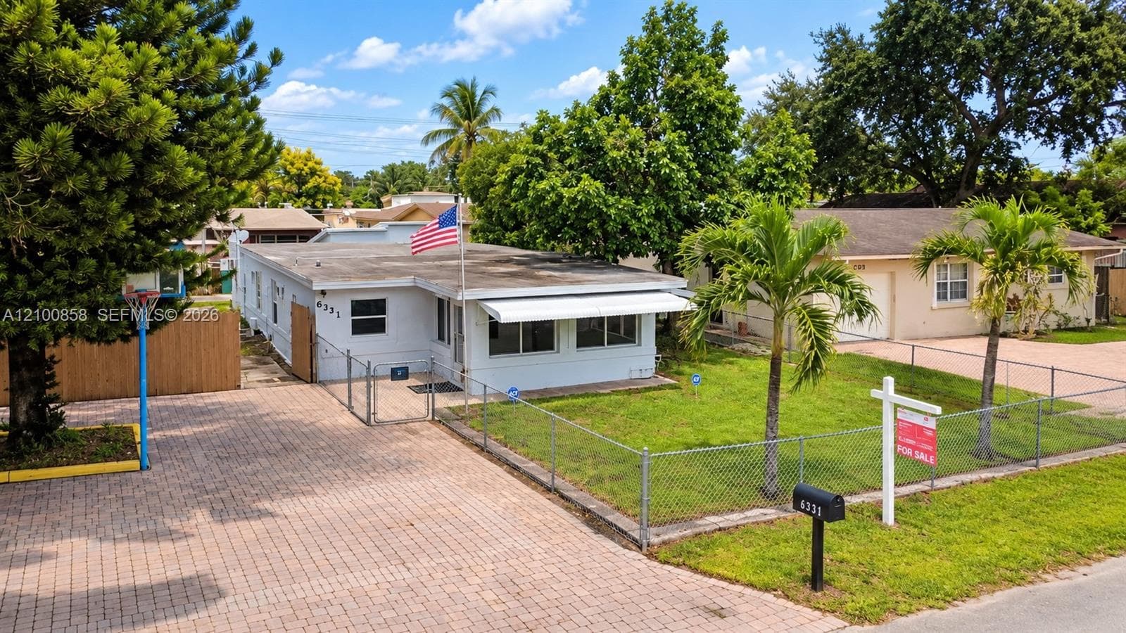 6331 Taylor St, Hollywood FL 33024 - Hollywood, FL - Photo 1