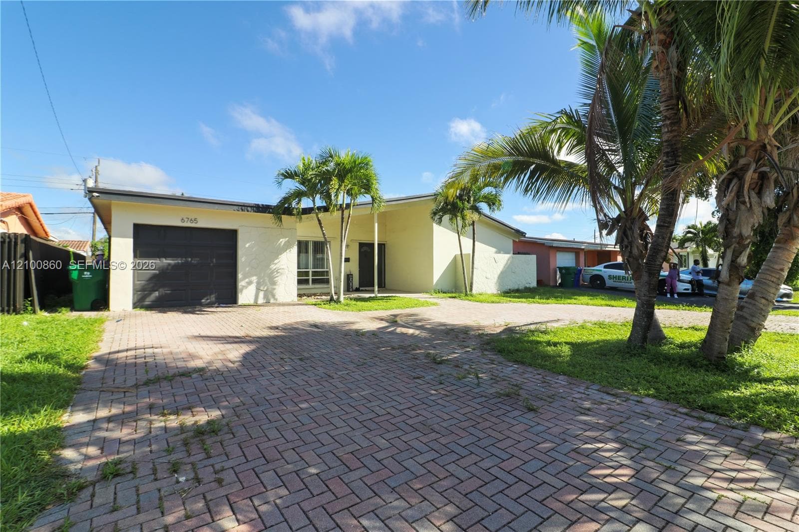6765 Ixora Dr, Miramar FL 33023 - Miramar, FL - Photo 1