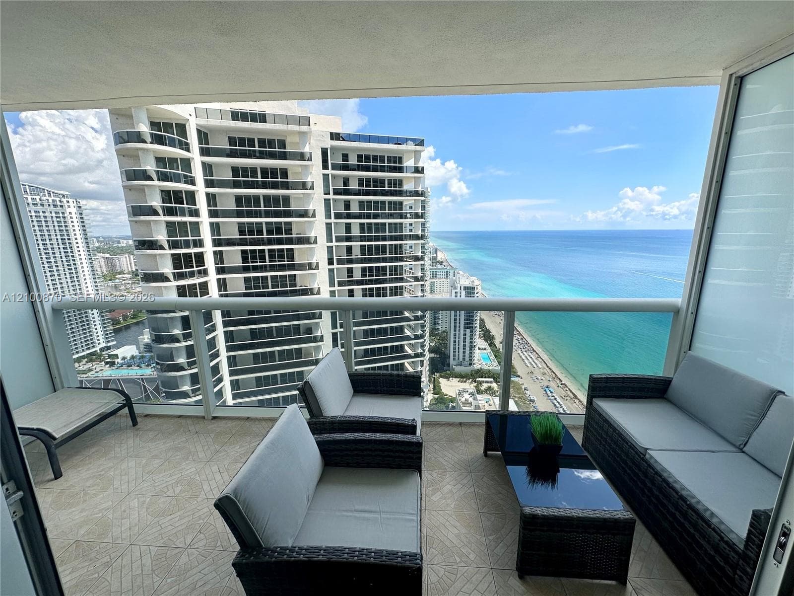 1830 N Ocean Dr # 4109, Hallandale Beach FL 33009 - Hallandale Beach, FL - Photo 1