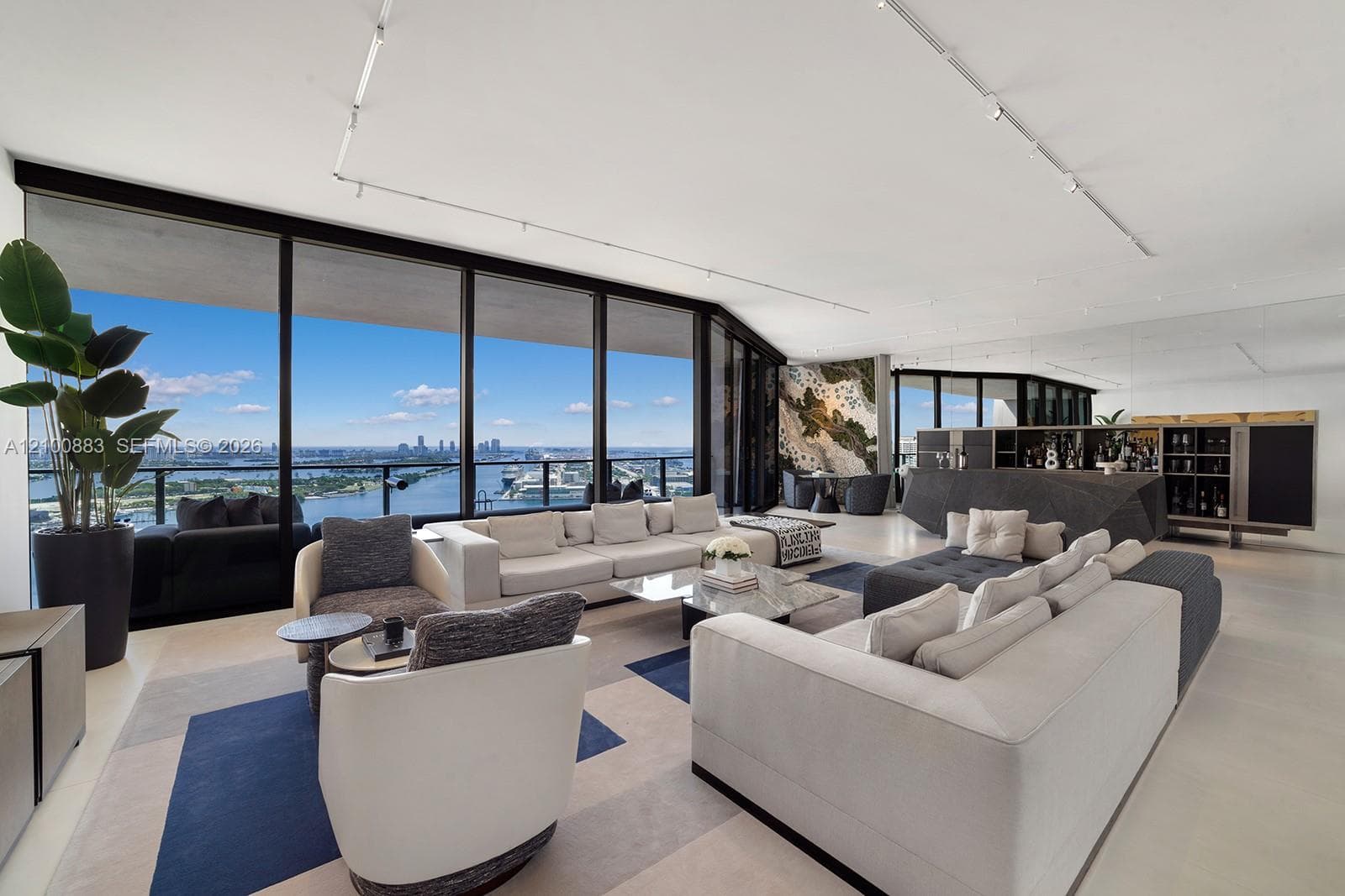 1000 Biscayne Blvd # 3302, Miami FL 33132 - Miami, FL - Photo 1