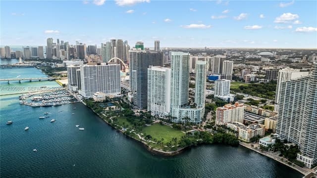 1800 N Bayshore Dr # 4006, Miami FL 33132 - Miami, FL - Photo 2