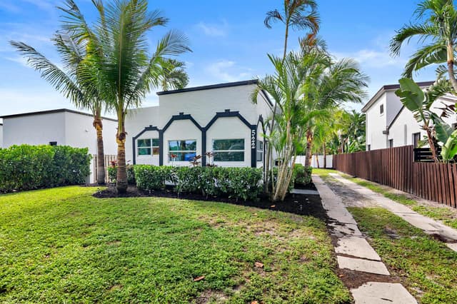 522 Upland Road, West Palm Beach FL 33401 - West Palm Beach, FL - Photo 3