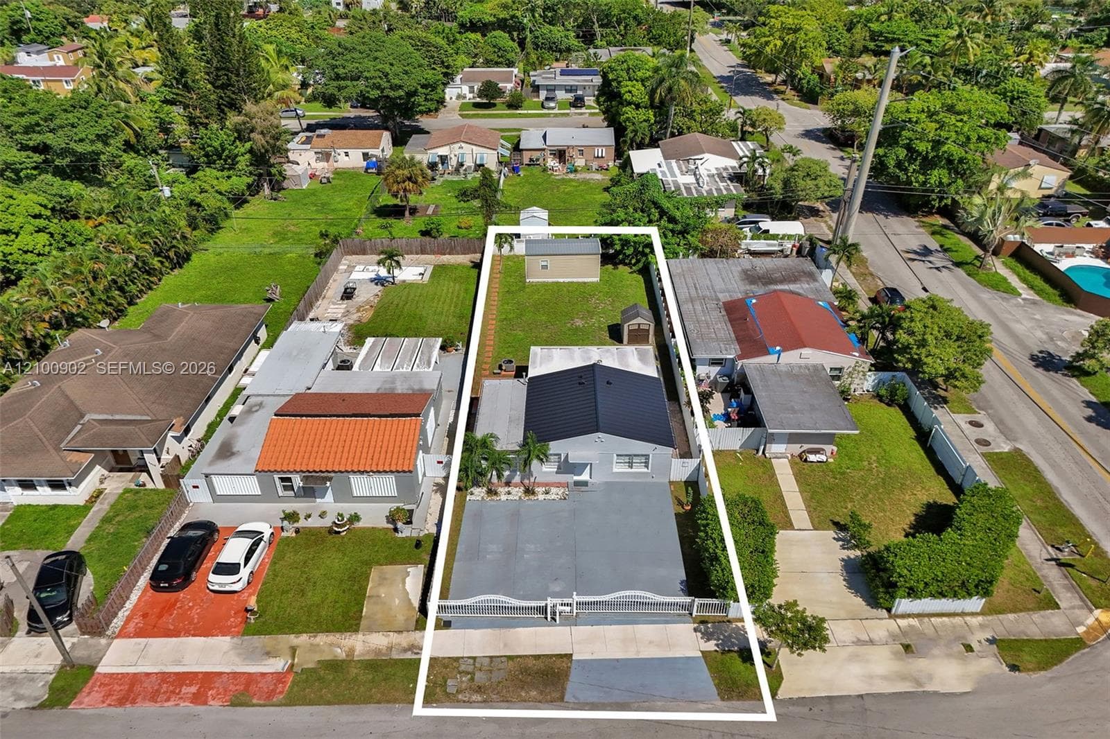 2405 Funston, Hollywood FL 33020