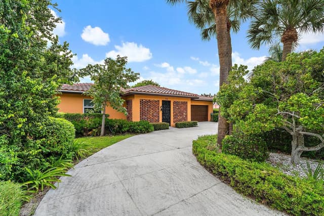 324 Sandal Lane, Palm Beach Shores FL 33404 - Palm Beach Shores, FL - Photo 3