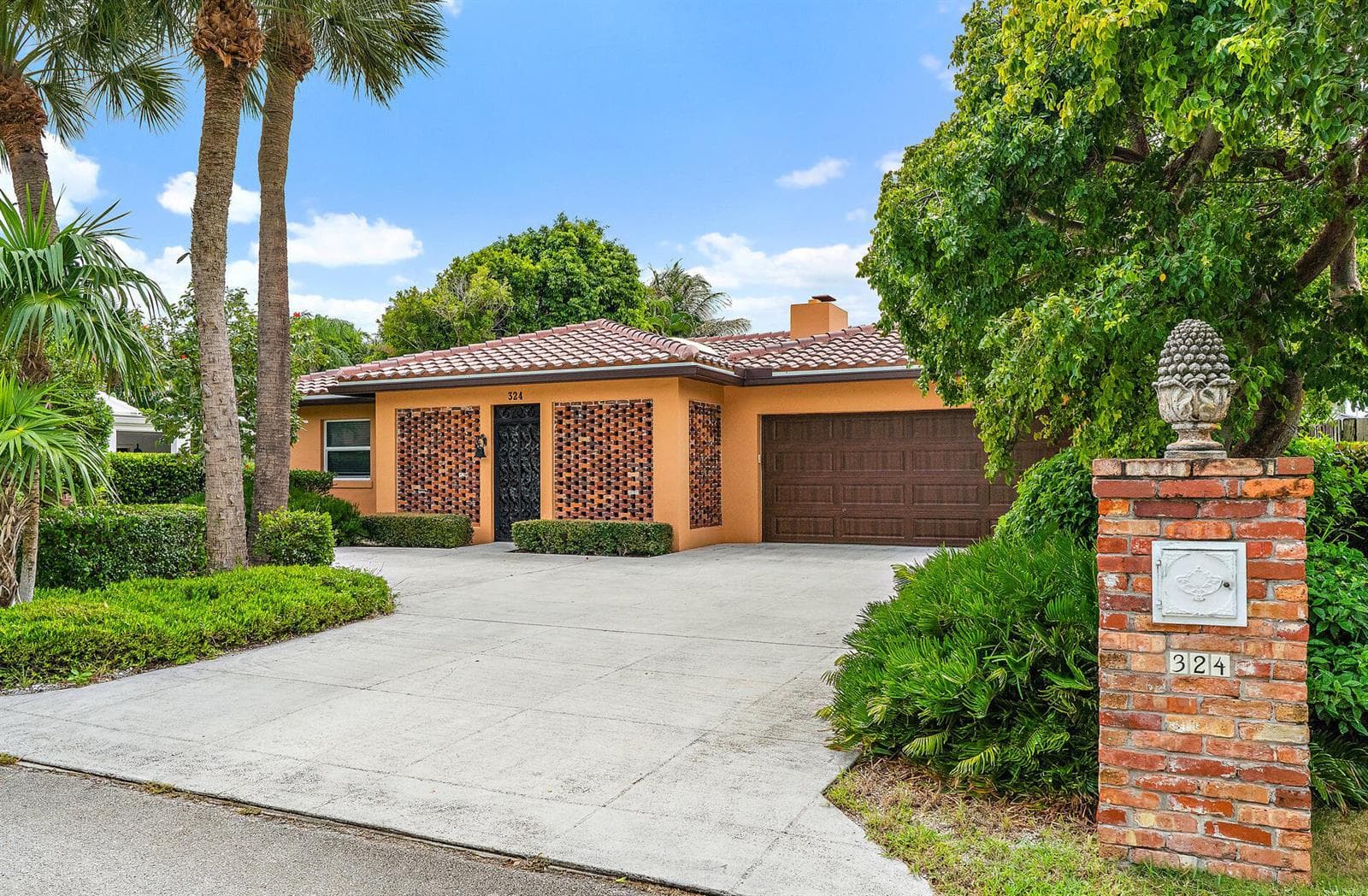 324 Sandal Lane, Palm Beach Shores FL 33404 - Palm Beach Shores, FL - Photo 1