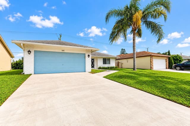 141 Arrowhead Circle, Jupiter FL 33458 - Jupiter, FL - Photo 3