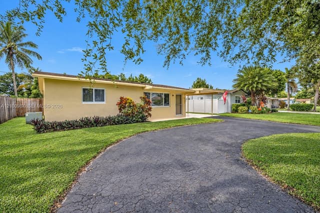 5031 SW 94th Ter, Cooper City FL 33328 - Cooper City, FL - Photo 2