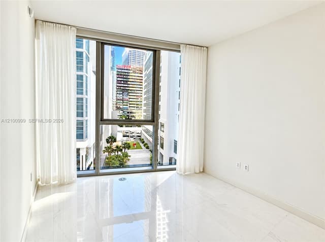 300 Biscayne Boulevard Way # 506E, Miami FL 33131 - Miami, FL - Photo 7