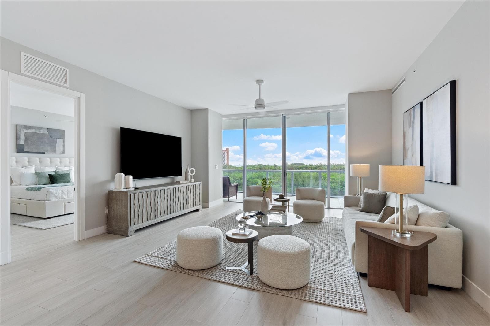920 Intracoastal Drive # 702, Fort Lauderdale FL 33304 - Fort Lauderdale, FL - Photo 1