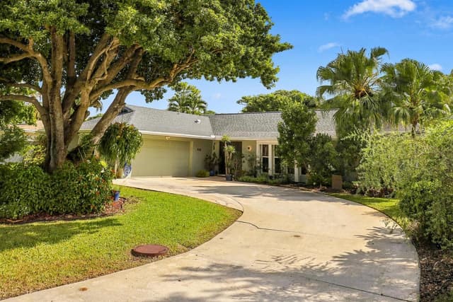 9714 HONEYSUCKLE Avenue, Palm Beach Gardens FL 33410 - Palm Beach Gardens, FL - Photo 3
