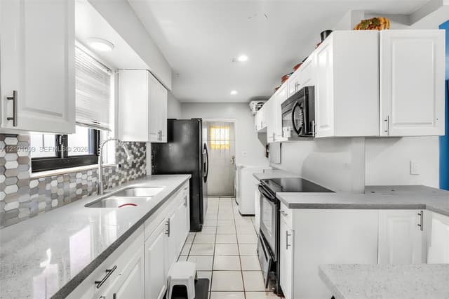 1220 NW 91st St, Miami FL 33147 - Miami, FL - Photo 5
