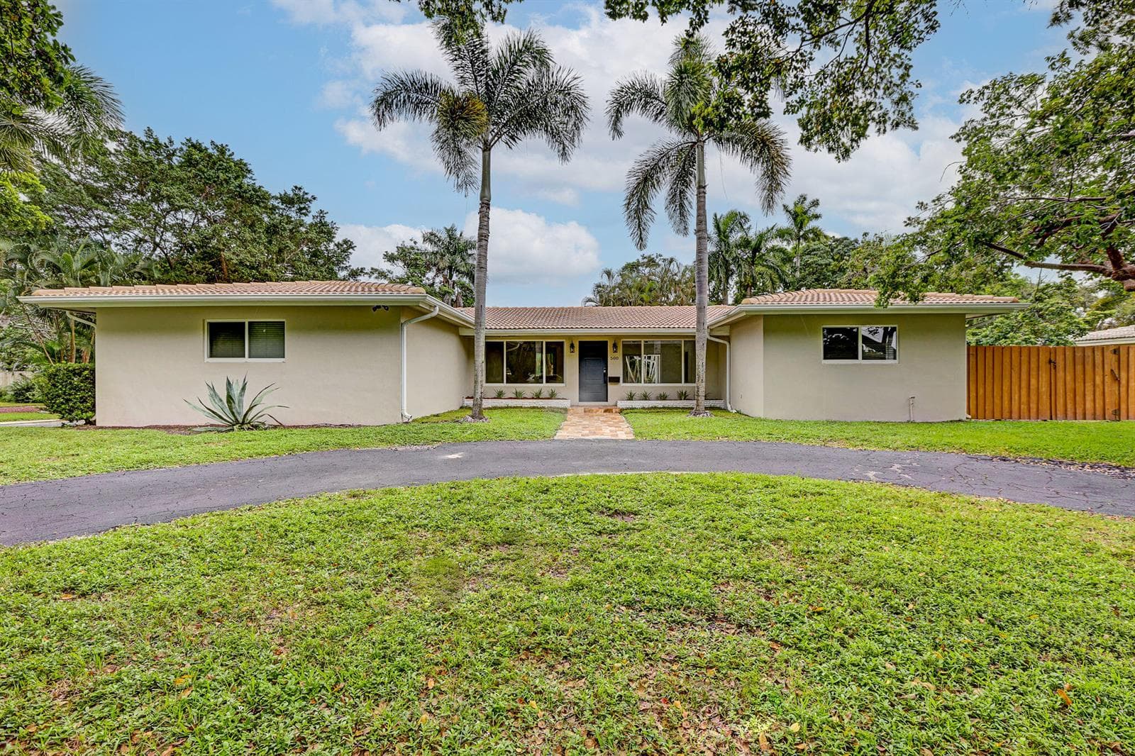 500 SW 62ND Avenue, Plantation FL 33317 - Plantation, FL - Photo 1