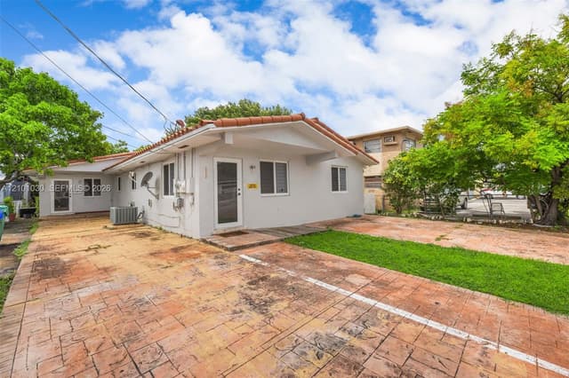 1816 NW 22nd Ct, Miami FL 33125 - Miami, FL - Photo 2
