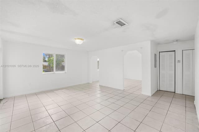 1816 NW 22nd Ct, Miami FL 33125 - Miami, FL - Photo 5