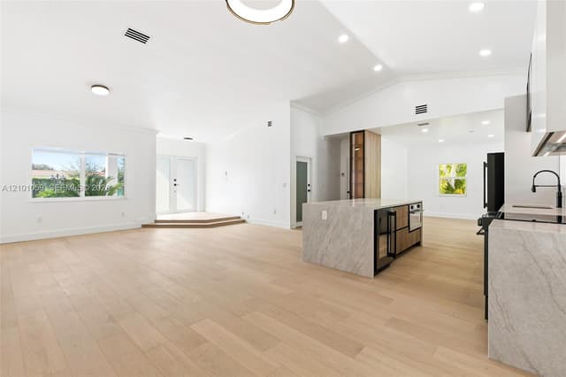 6421 Miller Dr, South Miami FL 33155 - South Miami, FL - Photo 6