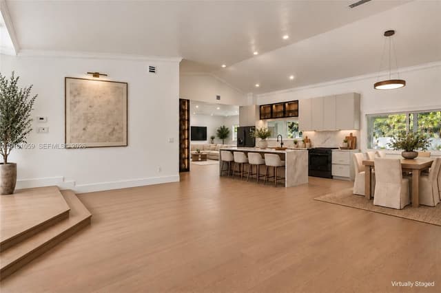 6421 Miller Dr, South Miami FL 33155 - South Miami, FL - Photo 4
