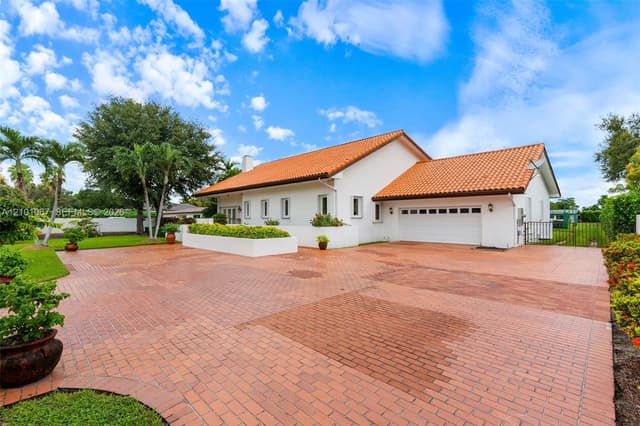 11925 SW 43rd St, Miami FL 33175 - Miami, FL - Photo 7