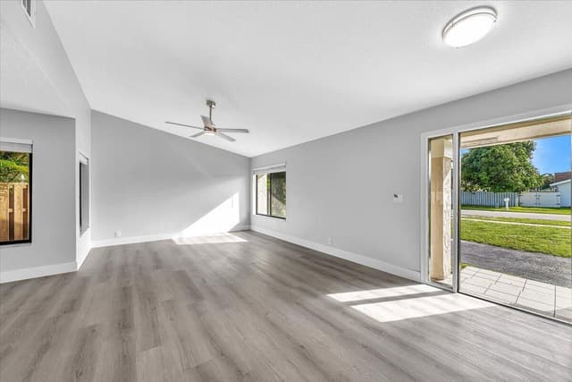 837 SW 56TH Avenue, Margate FL 33068 - Margate, FL - Photo 4