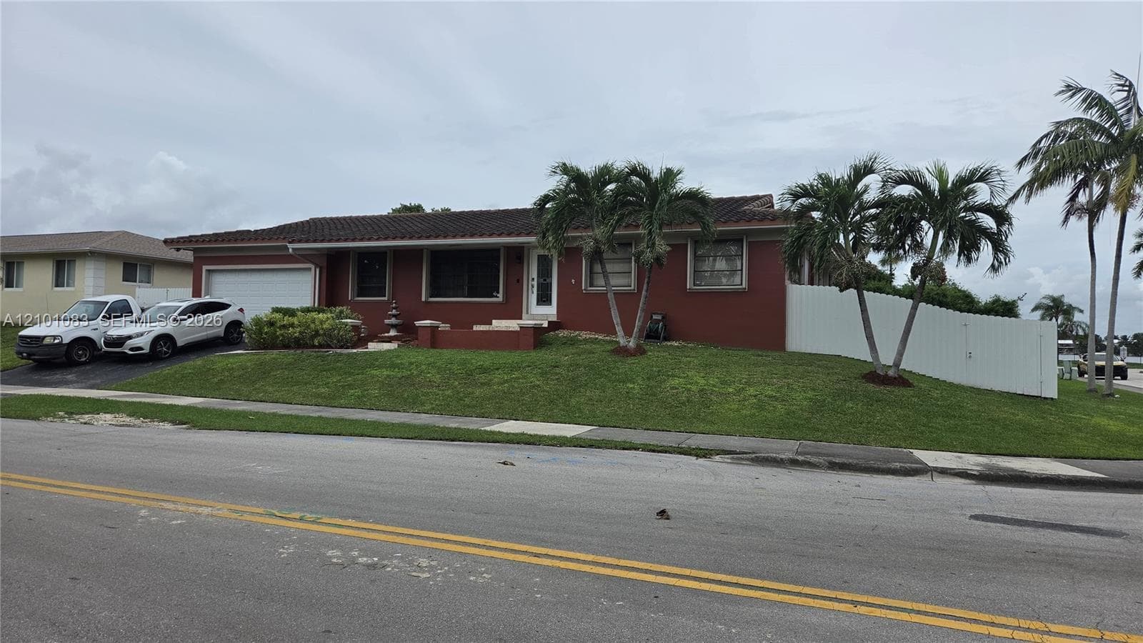 8065 SW 205th Ter, Cutler Bay FL 33189 - Cutler Bay, FL - Photo 1